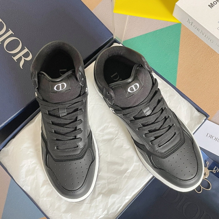 D10R B27 Sneaker