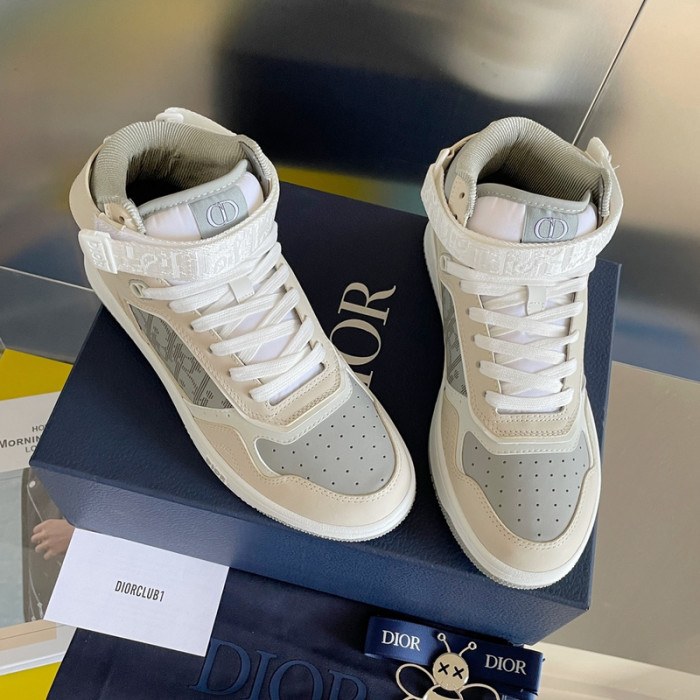 D10R B27 Sneaker