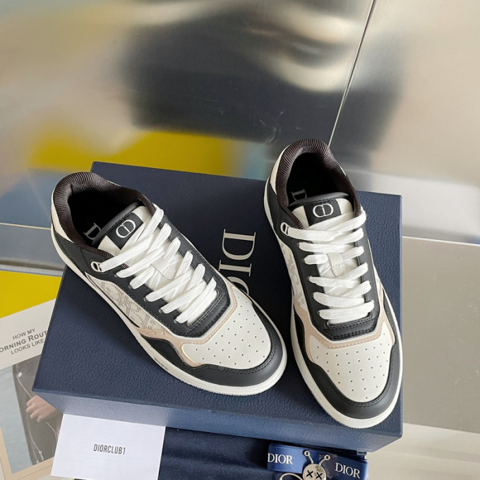D10R B27 Sneaker
