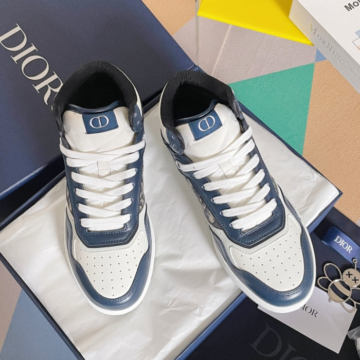 D10R B27 Sneaker