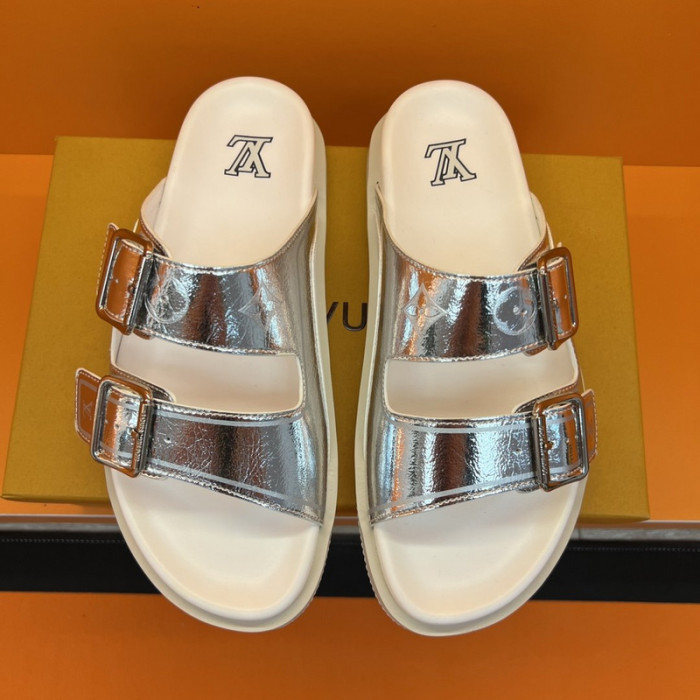 Lou1su1tt slides