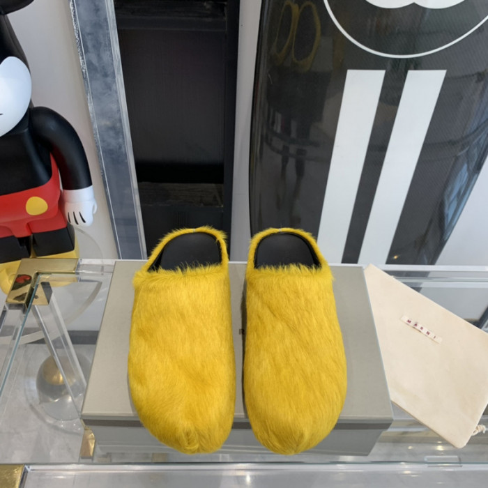 Marni Fur slides