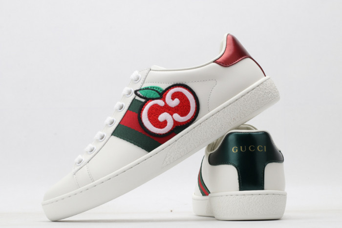 Gu66 Ace Embroidered Low-Top Sneaker