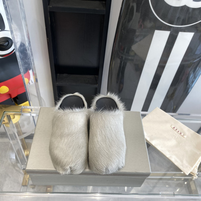 Marni Fur slides