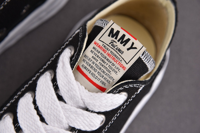 MAISON MIHARA YASUHIRO SNEAKER