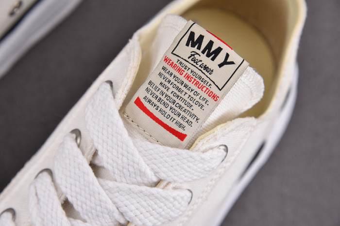MAISON MIHARA YASUHIRO SNEAKER