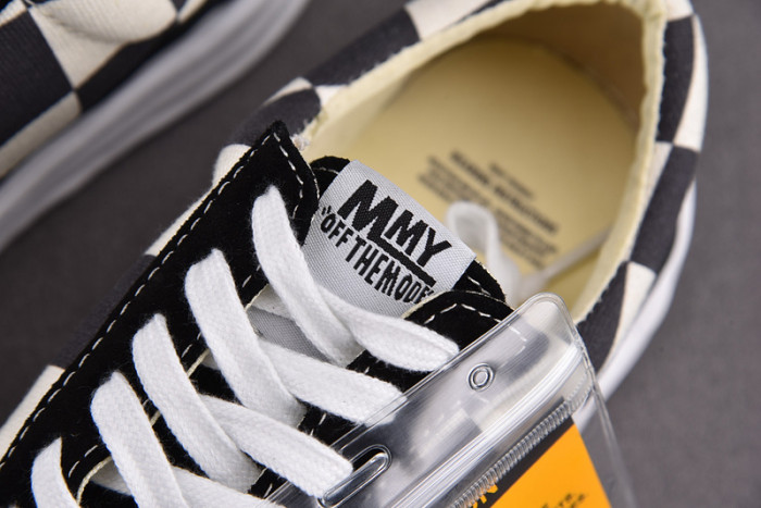 MAISON MIHARA YASUHIRO SNEAKER