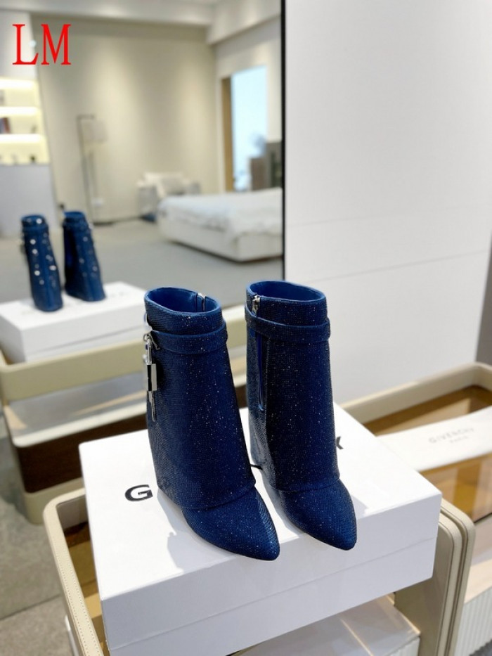 G1VENCHY BOOTS