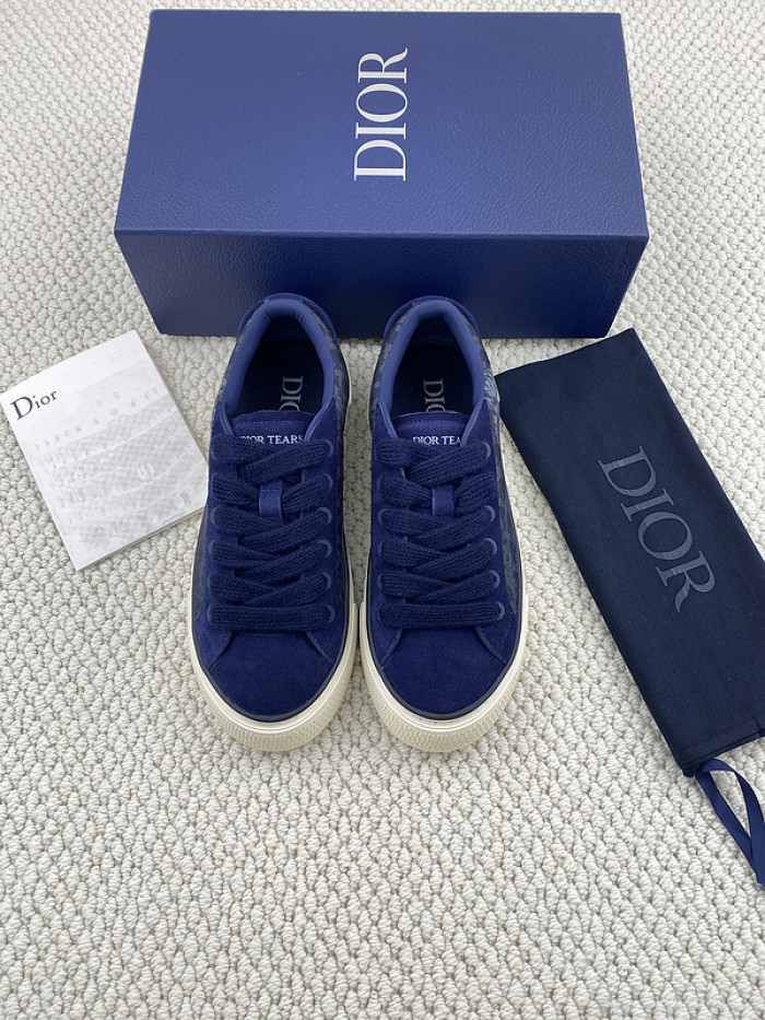 D10R B33 Sneaker