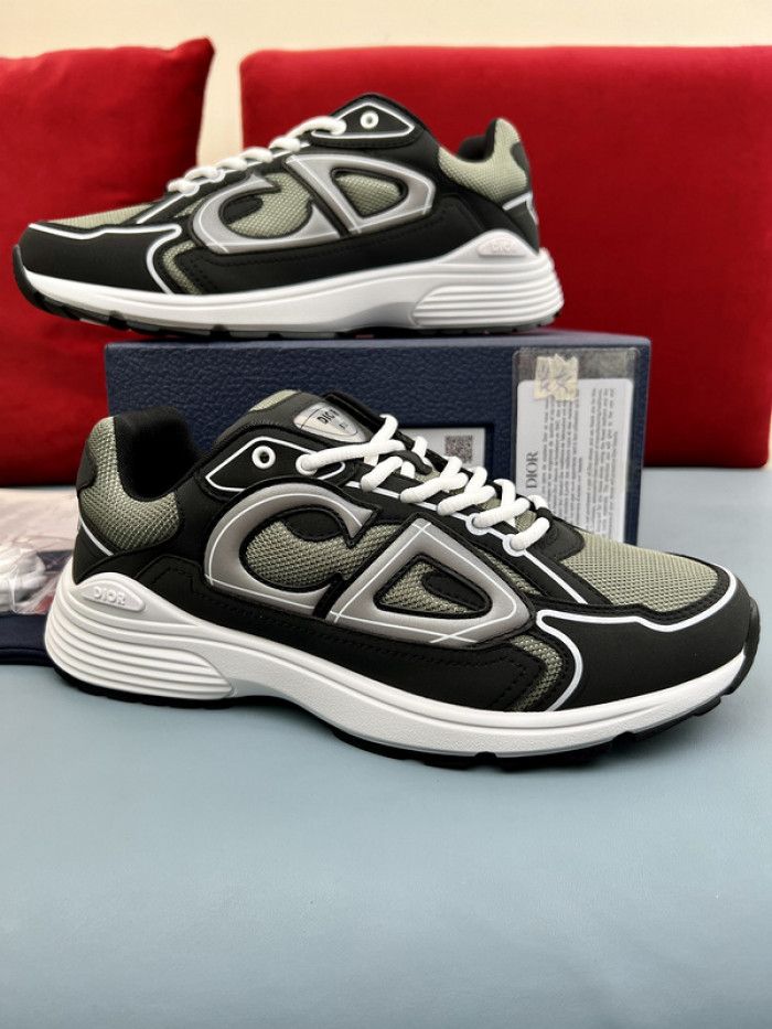 D10R B30 SNEAKER