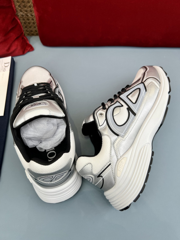 D10R B30 SNEAKER