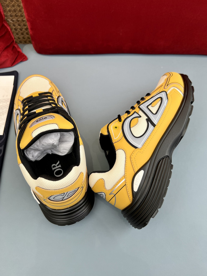 D10R B30 SNEAKER