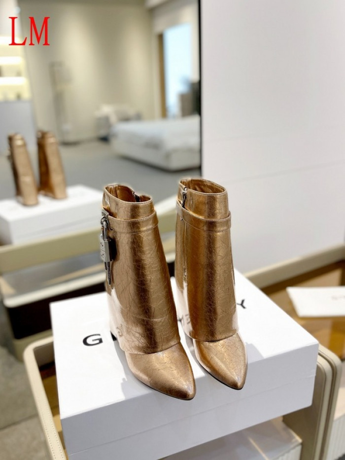 G1VENCHY BOOTS