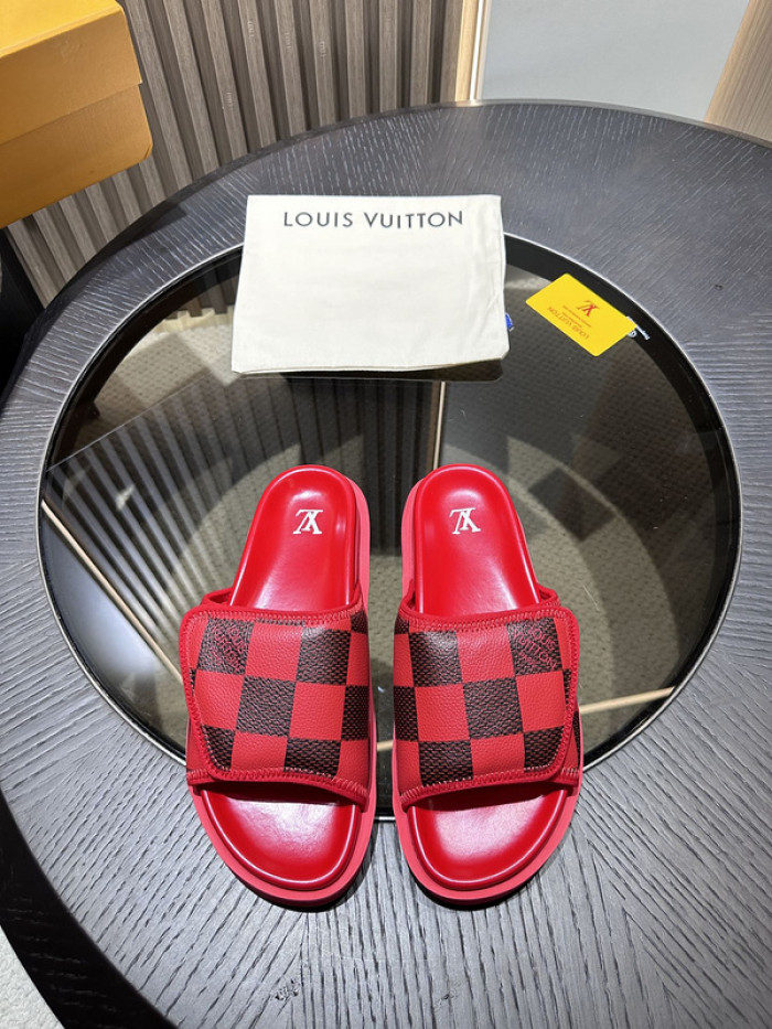 Lou1su1tt slides