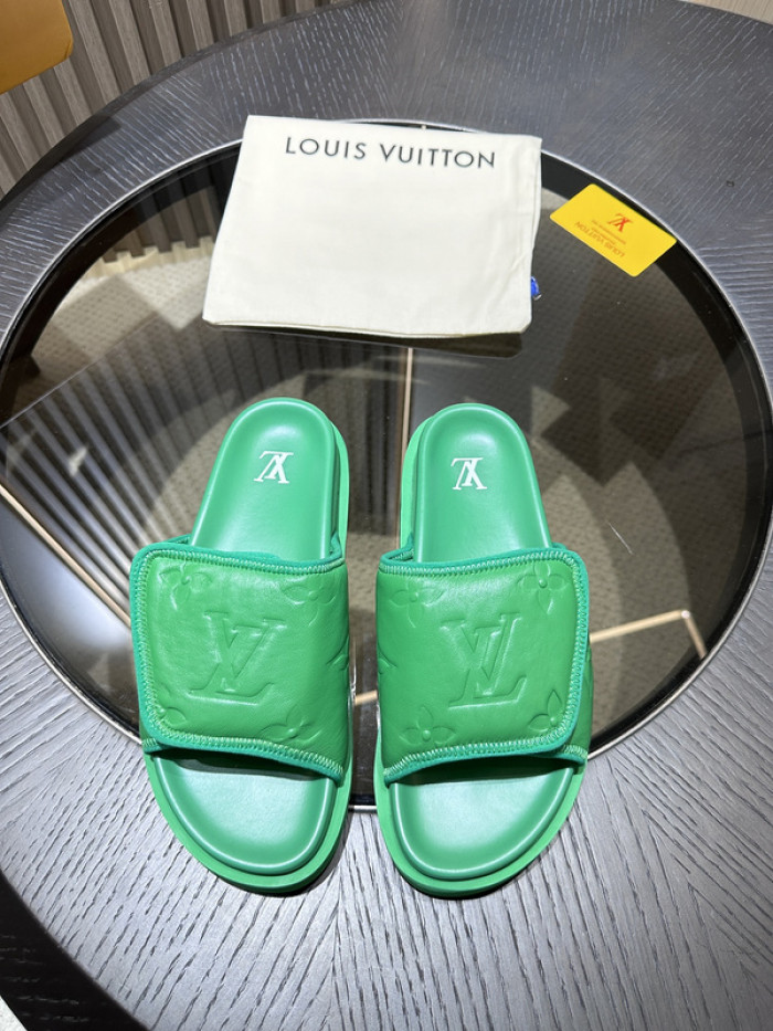 Lou1su1tt slides