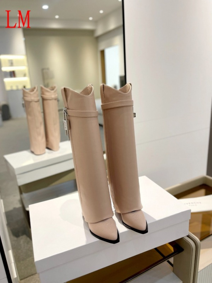 G1VENCHY BOOTS