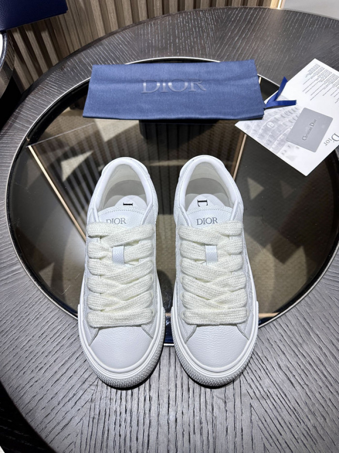 D10R B33 Sneaker