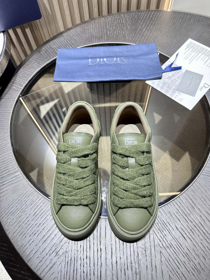 D10R B33 Sneaker