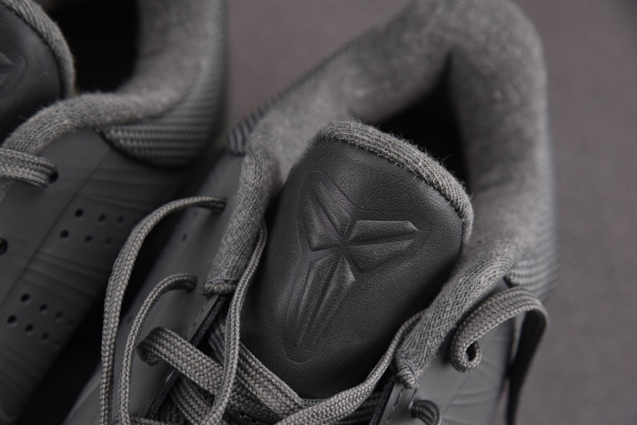 Nike Kobe 5 Black Mamba Collection Fade to Black 869454-006