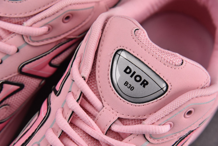 D10R B30 SNEAKER