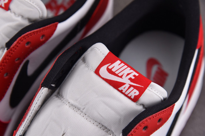 Air Jordan 1 Retro Low Chicago (2016) Men