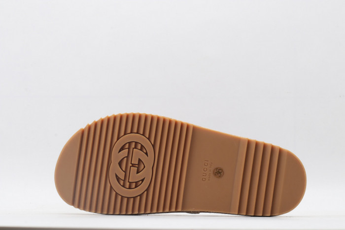 Gu66 SLIPPERS