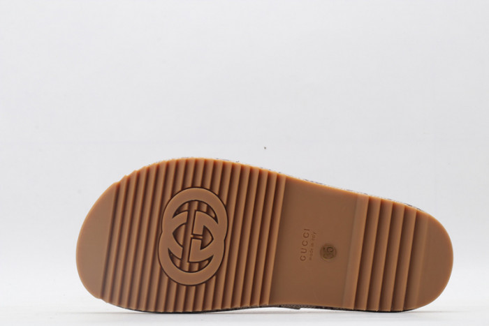 Gu66 SLIPPERS