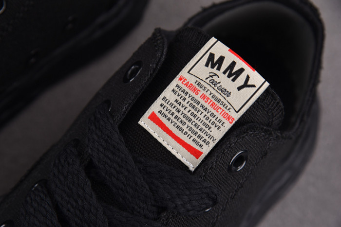 Ma1s0n MIHARA YASUHIRO SNEAKER