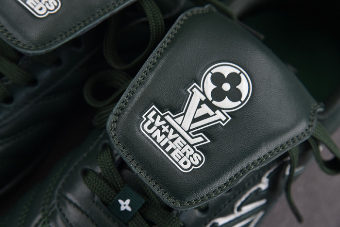 Lou1su1tt Footprint Soccer Green White