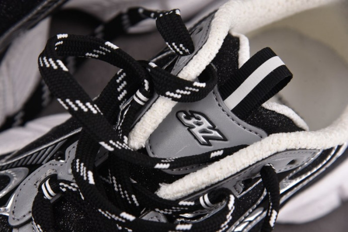BLCG 3XL SNEAKER 734734 W3XLX 1080