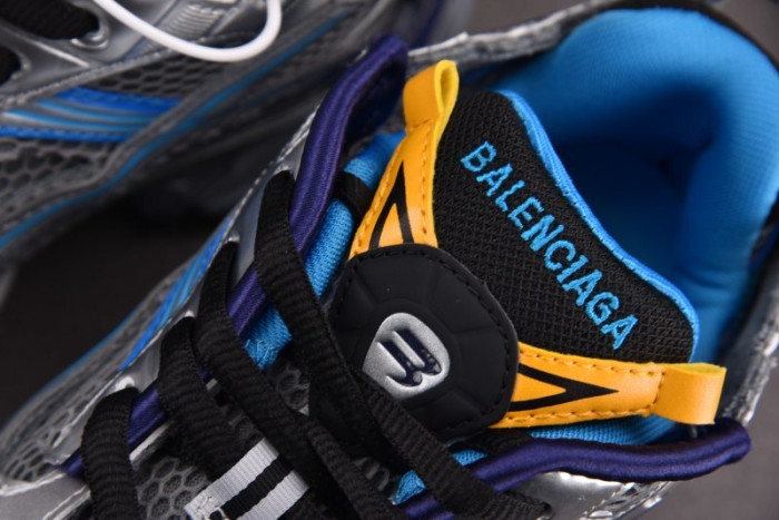 BLCG Runner Suede Sneaker 772774 W3RMU 1474
