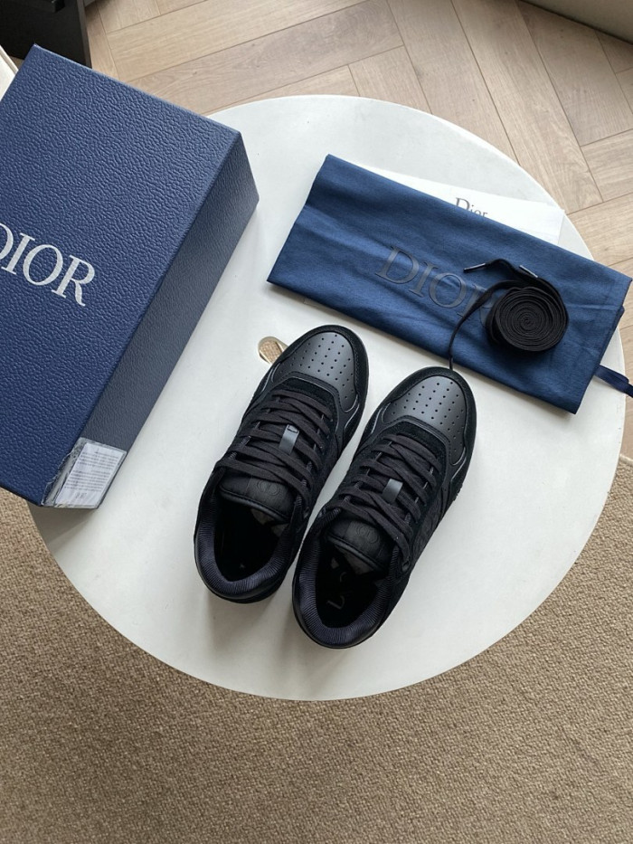 D10R B27 Sneaker