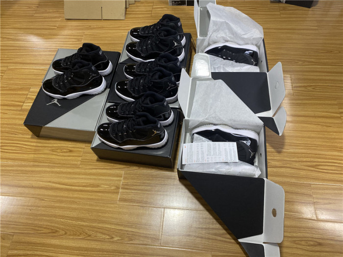 Air Jordan 11 25th Anniversary Black Silver Eyelets CT8012-011