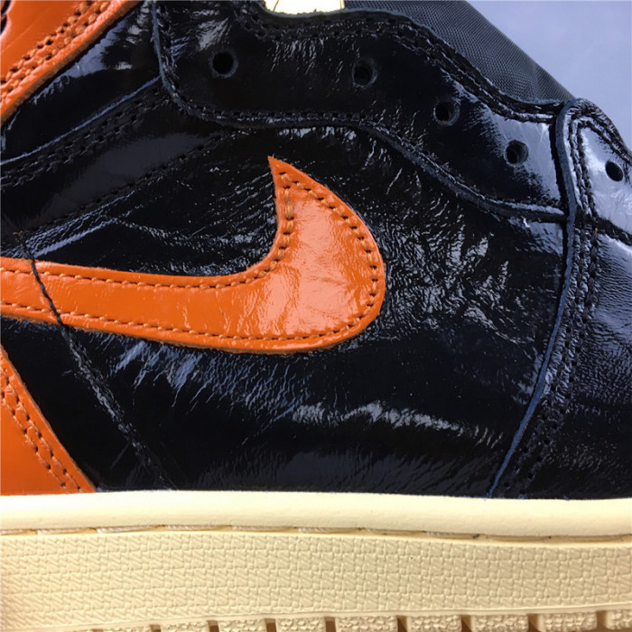 Air Jordan 1 Shattered Backboard 3.0 555088-028