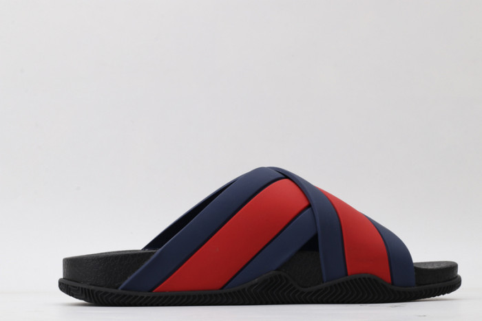 Gu66 SLIPPERS