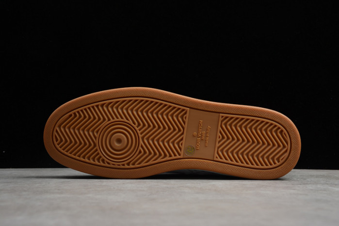 lou1su1tt STELLAR SNEAKER