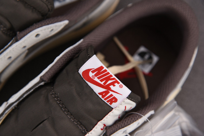 ST Travis Scott x Air Jordan 1 DM7866-162