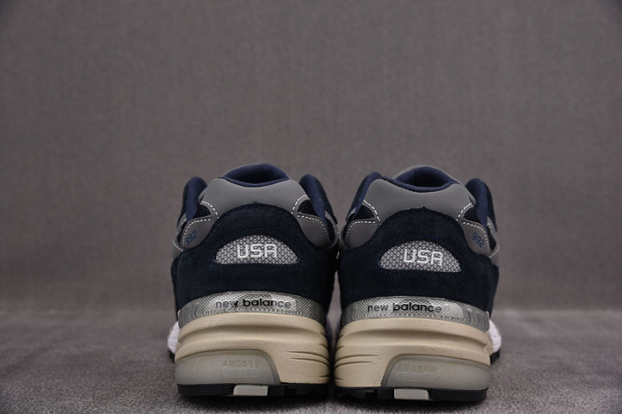 N3W BLANCE SNEAKER