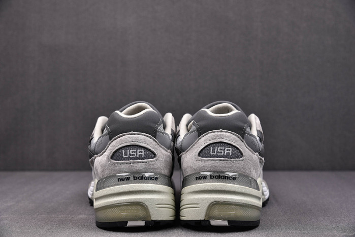 N3W BLANCE SNEAKER