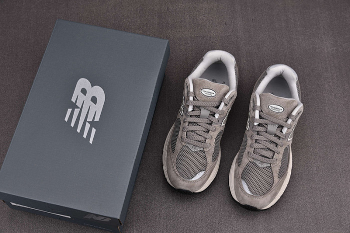 N3W BLANCE SNEAKER