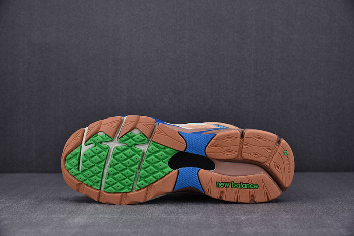 N3W BLANCE SNEAKER