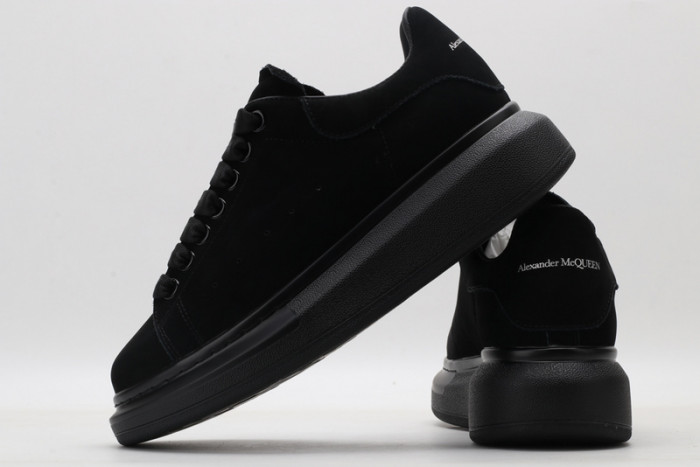 MQ Sneakers