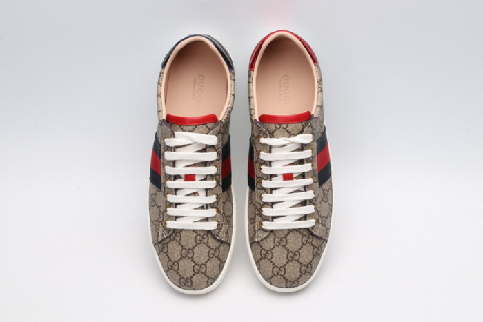 Gu66 Ace Embroidered Low-Top Sneaker