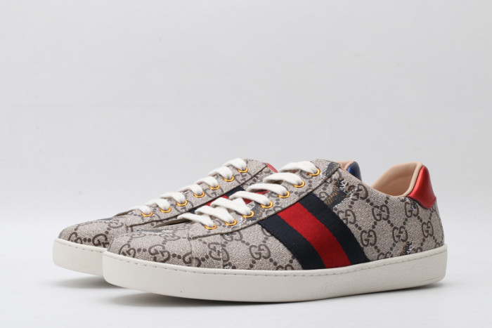 Gu66 Ace Embroidered Low-Top Sneaker