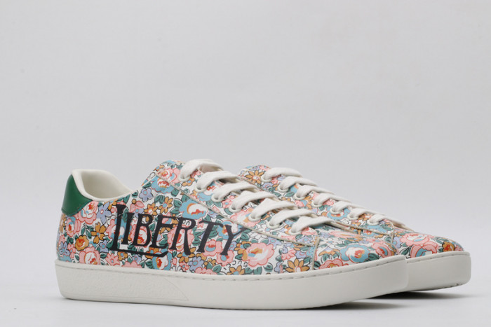 Gu66 Ace Embroidered Low-Top Sneaker