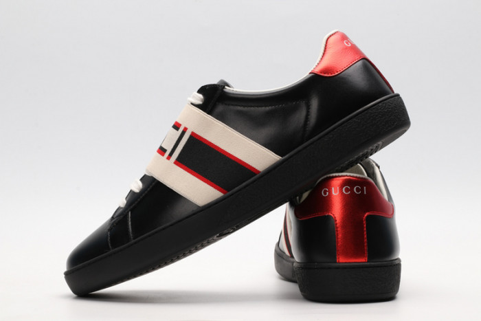 Gu66 Ace Embroidered Low-Top Sneaker