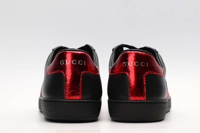 Gu66 Ace Embroidered Low-Top Sneaker