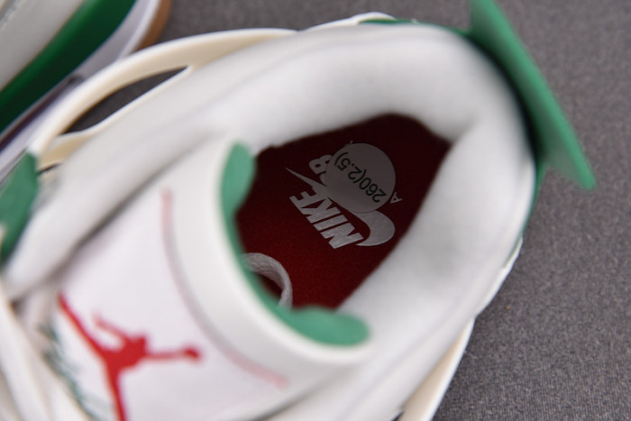 The Nike SB x Air Jordan 4 “Pine Green” DR5415-103