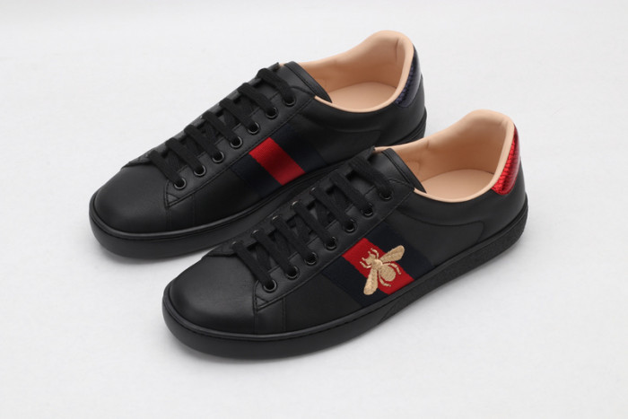 Gu66 Ace Embroidered Low-Top Sneaker