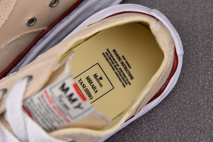 MAISON MIHARA YASUHIRO SNEAKER